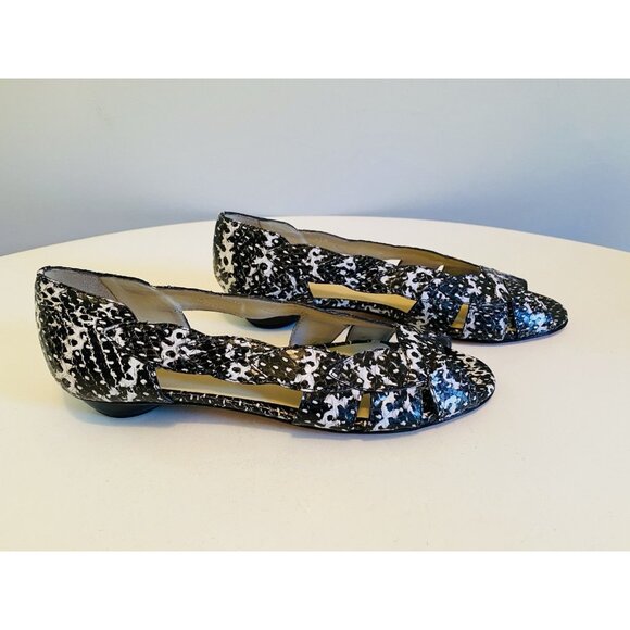 NIB Amalfi by Rangoni Womens Size 7.5 Iside White/Black Slip On Flats Italy - Picture 11 of 11